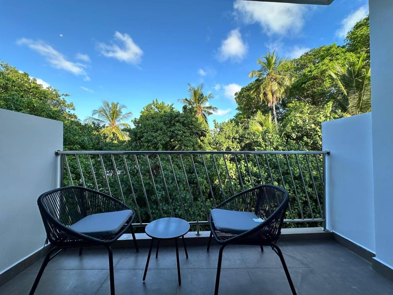 Serene Sky Pensión Thoddoo Exterior foto
